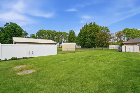 Exterior - 700 Ionic Cir, Enon, OH 45323 photo 6 of 17
