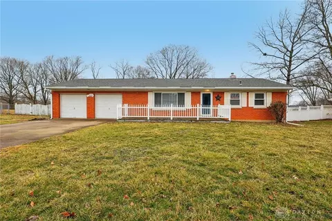 3635 Julie Dr, Franklin, OH 45005