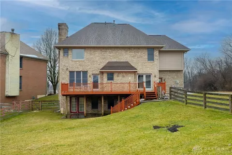 Exterior - 2442 Greystone Ln, Springfield, OH 45503 photo 9 of 13