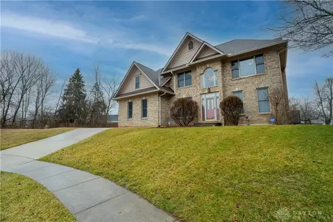 Exterior - 2442 Greystone Ln, Springfield, OH 45503 photo 2 of 13