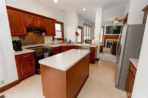 Kitchen - 2442 Greystone Ln, Springfield, OH 45503 photo 1 of 3