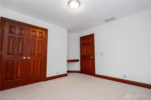 Bedroom - 2442 Greystone Ln, Springfield, OH 45503 photo 4 of 9