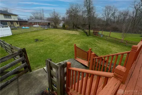 Exterior - 2442 Greystone Ln, Springfield, OH 45503 photo 13 of 13