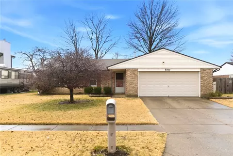 6000 Timbergate Trl, Huber Heights, OH 45424
