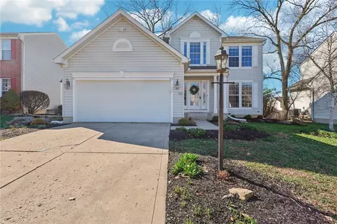 33 Christman Dr, Springboro, OH 45066