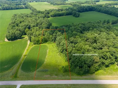 420 Kensington Dr, Vernon Twp, OH 45113