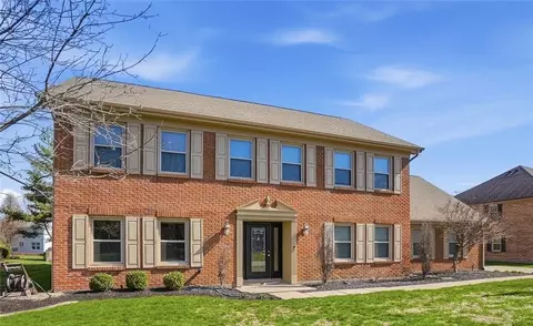 2685 Merrimont Dr, Troy, OH 45373