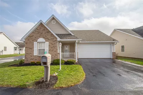 413 Golden Xing, Eaton, OH 45320