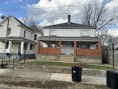 1362 W Mulberry St, Springfield, OH 45506