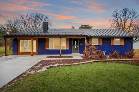 107 Cowan Dr, Mason, OH 45040