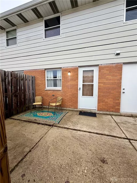 1225 Vester Ave, Springfield, OH 45503 photo 3
