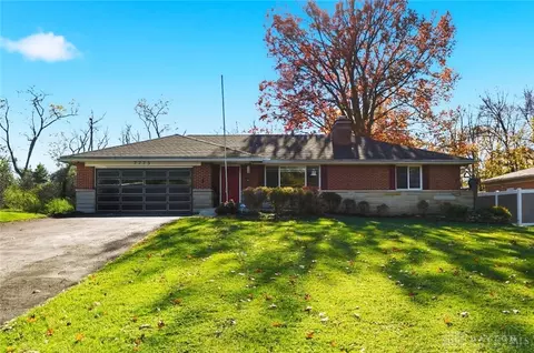 7775 Hartfield Pl, Cincinnati, OH 45242