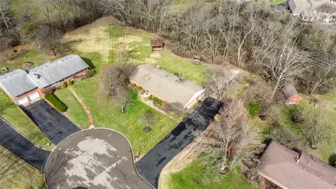 View/Area - 205 Sheldon Dr, Centerville, OH 45459 photo 2 of 6