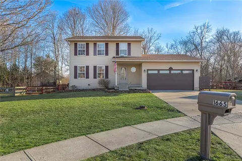 1665 Lehmann Trl, Hamilton, OH 45013