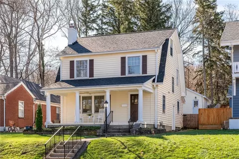 506 Volusia Ave, Oakwood, OH 45409