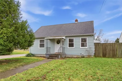 329 Roosevelt Dr, Springfield, OH 45503 photo 3