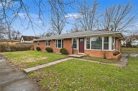 21 S Limestone St, Jamestown, OH 45335