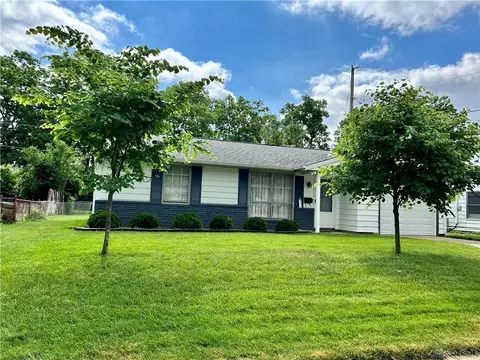 232 Tulip Dr, West Carrollton, OH 45449