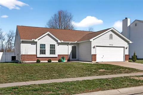 2936 W Barnhill Pl, Xenia, OH 45385