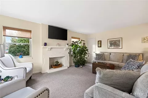 Living - 3028 Fairway Dr, Kettering, OH 45409 photo 1 of 4