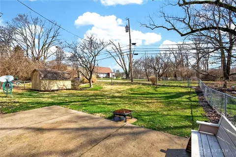 Exterior - 3028 Fairway Dr, Kettering, OH 45409 photo 5 of 6