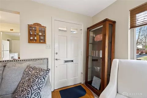 Entry Way - 3028 Fairway Dr, Kettering, OH 45409 photo 1 of 4