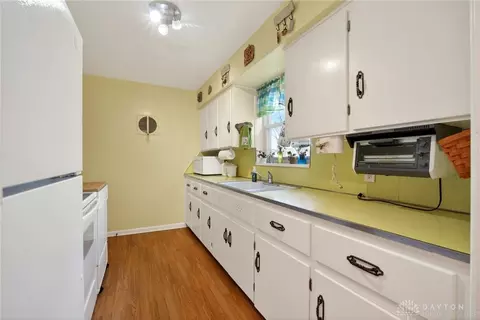 Kitchen - 3028 Fairway Dr, Kettering, OH 45409 photo 1 of 4