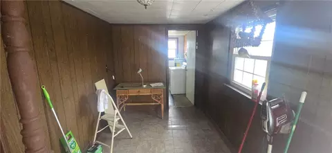 Entry Way - 411 E South St, Gratis, OH 45330 photo 2 of 2