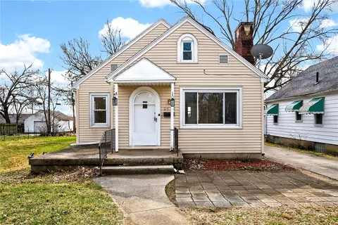 2822 W Hillcrest Ave, Dayton, OH 45406