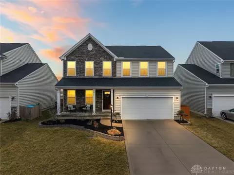 6294 Willow Oak Dr, Tipp City, OH 45371