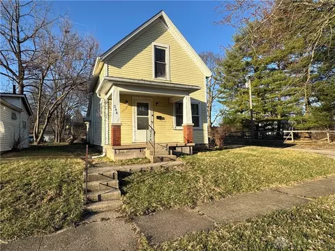 344 E Market St, Urbana, OH 43078
