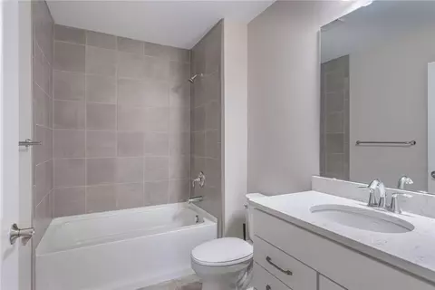 Bath - 9501 Flatrock Dr, Washington Township, OH 45458 photo 1 of 4