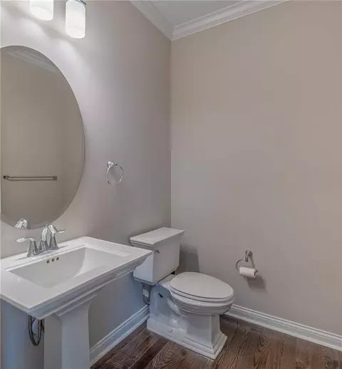 Bath - 9501 Flatrock Dr, Washington Township, OH 45458 photo 2 of 4