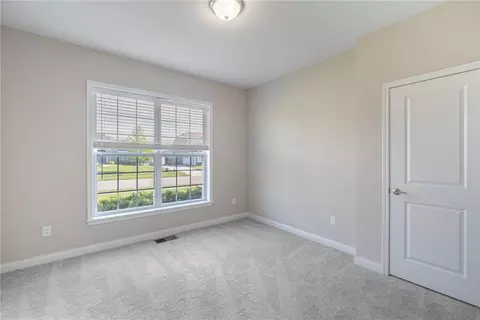 Bedroom - 9501 Flatrock Dr, Washington Township, OH 45458 photo 1 of 7