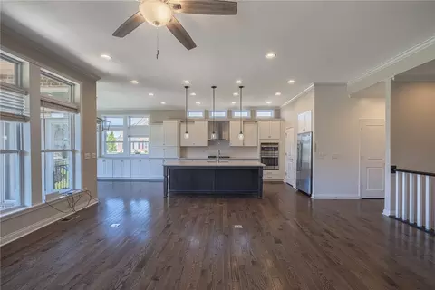 Living - 9501 Flatrock Dr, Washington Township, OH 45458 photo 2 of 5