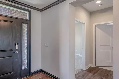 Entry Way - 9501 Flatrock Dr, Washington Township, OH 45458 photo 2 of 6