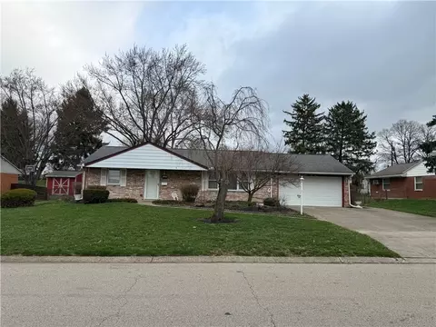 3041 Revlon Dr, Kettering, OH 45420