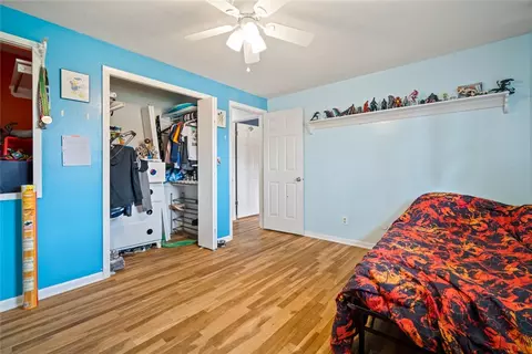 Bedroom - 6111 Park Ridge Dr, Centerville, OH 45459 photo 2 of 4