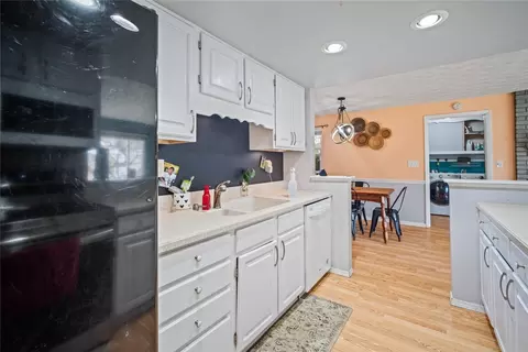 Kitchen - 6111 Park Ridge Dr, Centerville, OH 45459 photo 3 of 3