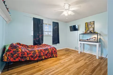 Bedroom - 6111 Park Ridge Dr, Centerville, OH 45459 photo 1 of 4