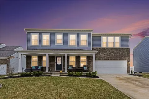 4031 Red Bud Way, Tipp City, OH 45371