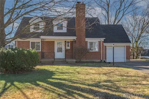 326 N Bromfield Rd, Kettering, OH 45429
