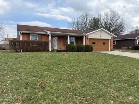 504 Meadow Ln, Trenton, OH 45067
