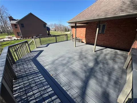 Exterior - 3617 Heatherwood Ave, Springfield, OH 45503 photo 5 of 10