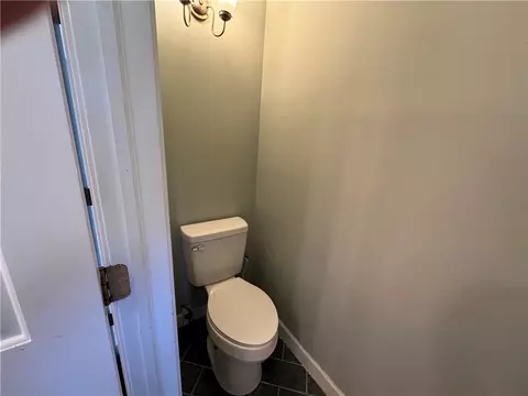Bath - 3617 Heatherwood Ave, Springfield, OH 45503 photo 4 of 6
