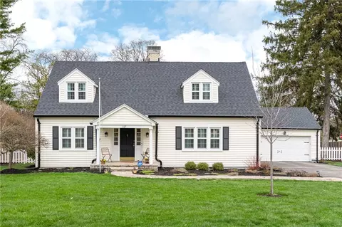 117 Balmoral Dr, Kettering, OH 45429
