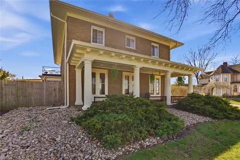 Exterior - 45 W 3rd St, Franklin, OH 45005 photo 3 of 17