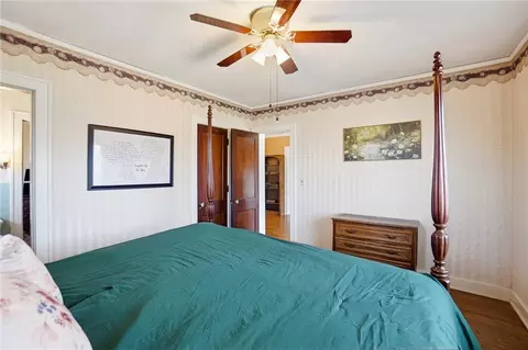 Bedroom - 45 W 3rd St, Franklin, OH 45005 photo 2 of 6