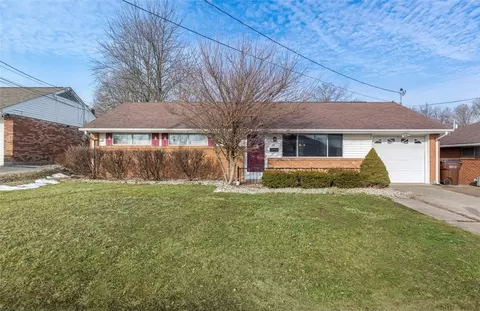 10 Monroe Rd, Lebanon, OH 45036