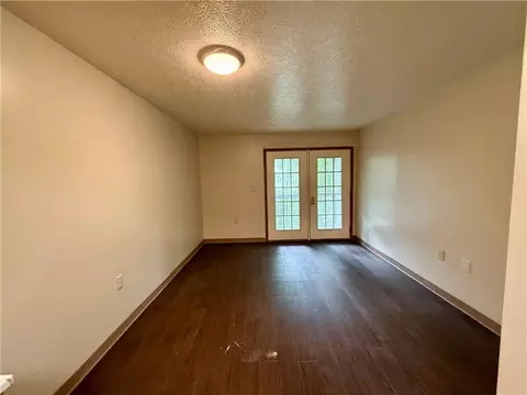 Living - 3435 Marshall Rd, Kettering, OH 45429 photo 1 of 9